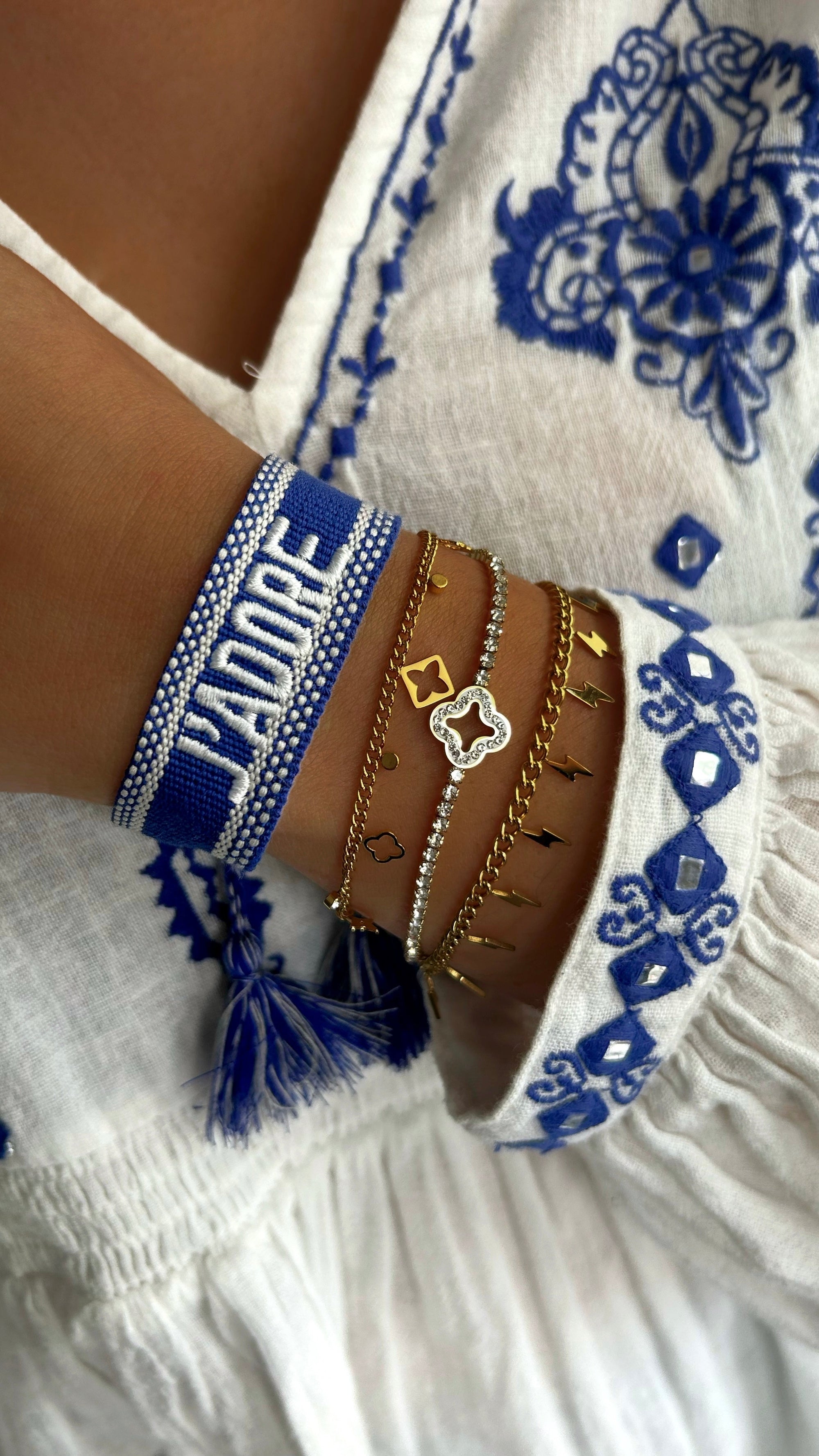 - Bracelets