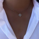 COLLIER CLEO